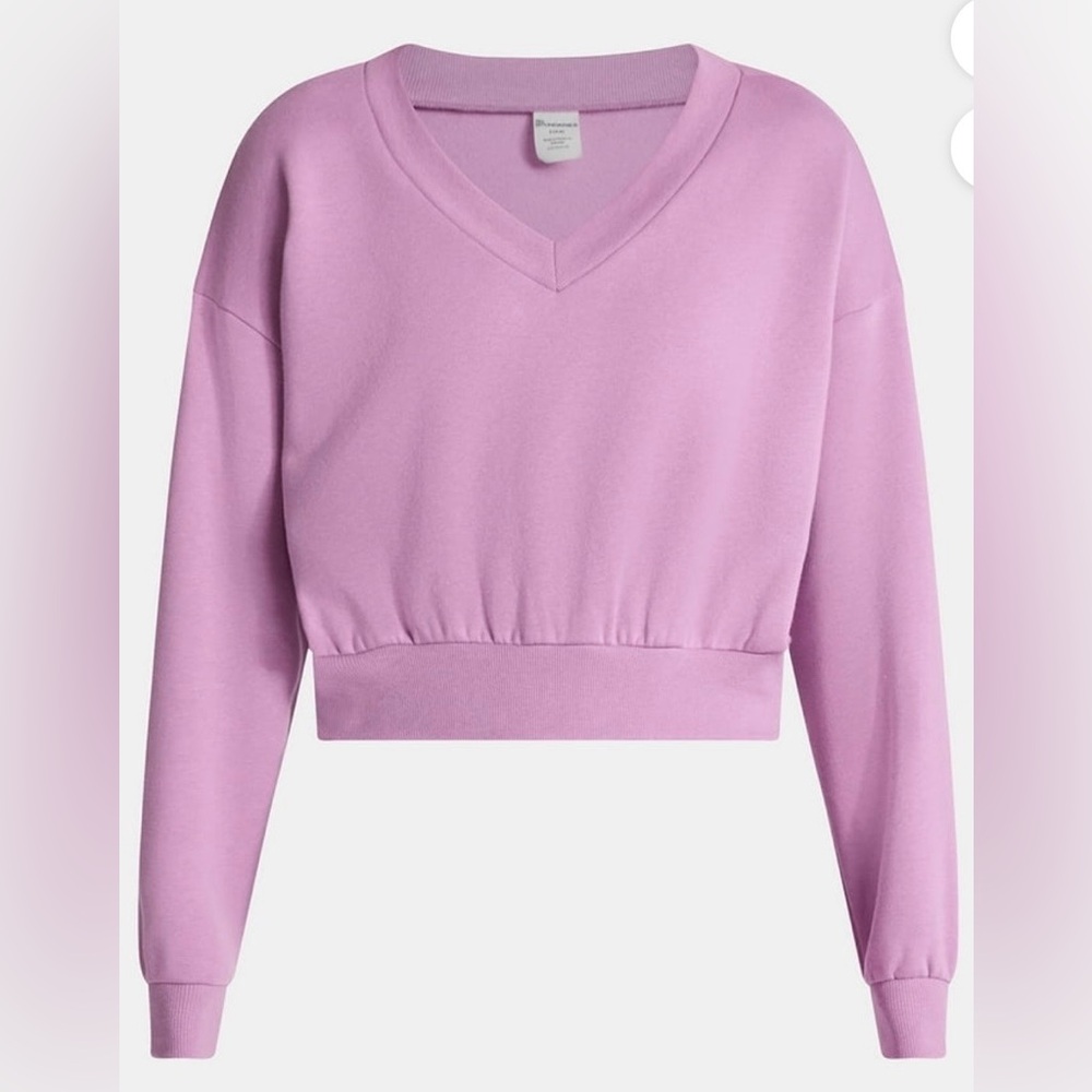 Women's rose Pink V-Neck cropped  Sweatshirt, comfortable and light.